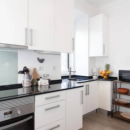 Estrela Patio One-bedroom W/ Patio - By Lu Holidays Appartamento