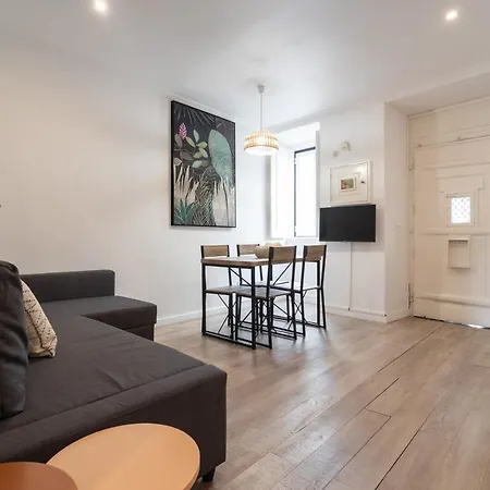 Estrela Patio One-bedroom W/ Patio - By Lu Holidays Appartamento