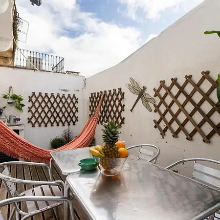Appartamento Estrela Patio One-bedroom W/ Patio - By Lu Holidays
